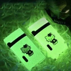 Merkloos Hello Kitty Glow In The Dark Aansteker Met Roze Vlam - Bekend Van TikTok - Hervulbaar En Windproof 7 Merkloos Hello Kitty Glow In The Dark Aansteker Met Roze Vlam - Bekend Van TikTok - Hervulbaar En Windproof -The Bastard Winkel 1198x1200 5
