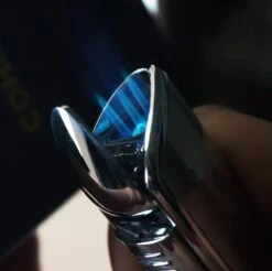 Cohiba® Sigarenaansteker - Sigarenboor - Sigaren - Sigaar - Cohiba Aansteker - Sigarenboor - Sigaren Accessoires - Sigarenknipper - Sigaar Aansteker - Cohiba - Incl. Luxe Geschenkdoos - Zwart -The Bastard Winkel 1200x1197 8