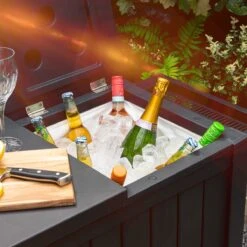 BluMill BBQ Tafel - Inclusief Koelvak 80 Liter - Op Wieltjes - Met Flessenopener - 102 X 46 X 86,5 Cm -The Bastard Winkel 1200x1200 305
