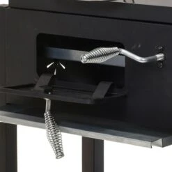 Vaggan Luxe Houtskool Barbecue - Grilloppervlak (LxB) 44 X 32 Cm - Staal - Matzwart 19 Vaggan Luxe Houtskool Barbecue - Grilloppervlak (LxB) 44 X 32 Cm - Staal - Matzwart -The Bastard Winkel 1200x1200 34