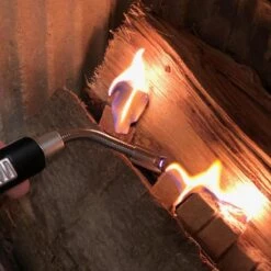 TFA Dostmann HOMIEZ - Keukenhulpen - Staafaansteker Elektrisch USB -The Bastard Winkel 1200x1200 405