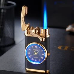 Flametimer Exclusieve Aansteker Met Horloge, 2 Stuks Willekeurig, Winddichte Draagbare Kaars Aansteker Voor Kaars Koken BBQ, Vuurwerk, Zak Zaklamp Aansteker Met Geschenkdoos, Cool Gift -The Bastard Winkel 1200x1200 510