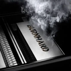 Burnhard Gas BBQ FRED JR. Deluxe - 2 Branders - Incl. Keramische Infraroodbrander & Afdekhoes - Deluxe 30 Burnhard Gas BBQ FRED JR. Deluxe - 2 Branders - Incl. Keramische Infraroodbrander & Afdekhoes - Deluxe -The Bastard Winkel 1200x1200 7