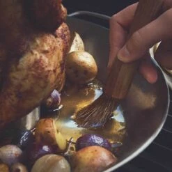 Burnhard Kiphouder - Chicken Roaster - RVS - 30,5 X 3,9 Cm 23 Burnhard Kiphouder - Chicken Roaster - RVS - 30,5 X 3,9 Cm -The Bastard Winkel 1200x1200 726