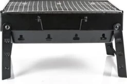 Merkloos Decopatent® Portable Houtskool BBQ - Barbecue - Inklapbaar - Barbecue Houtskool - Tafel Grill - Camping - Strand - Festival - Park -The Bastard Winkel 1200x797 1