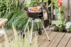 BBQ Collection Houtskoolbarbecue - Kogelbarbecue 45 X 60 Centimeter - Ronde Barbecue - Barbecue Op Wielen - Zwart - Metaal 38 BBQ Collection Houtskoolbarbecue - Kogelbarbecue 45 X 60 Centimeter - Ronde Barbecue - Barbecue Op Wielen - Zwart - Metaal -The Bastard Winkel 1200x800 14