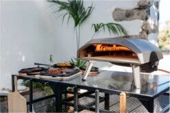 Ooni Koda Gas-Powered Outdoor Pizza Oven -The Bastard Winkel 1200x801 2