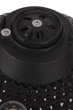 Patton Kamado Grill 13" - Keramisch - Kookoppervlak Ø 28 - Mat Zwart 20 Patton Kamado Grill 13" - Keramisch - Kookoppervlak Ø 28 - Mat Zwart -The Bastard Winkel 800x1200 2