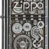 Aansteker Zippo Gear Wheels Emblem -The Bastard Winkel 820x1200 2