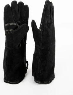 Barbecue Handschoen Zwart - BBQ Ovenwanten – Hittebestendige Handschoenen - Ovenhandschoenen - Grill & Oven Want – Koken Accessoires - Vuurkorf En Openhaard - Barbeque Keukenaccessoires - Koken - Vaderdag Cadeau Vader 7 Barbecue Handschoen Zwart - BBQ Ovenwanten – Hittebestendige Handschoenen - Ovenhandschoenen - Grill & Oven Want – Koken Accessoires - Vuurkorf En Openhaard - Barbeque Keukenaccessoires - Koken - Vaderdag Cadeau Vader -The Bastard Winkel 925x1200 1